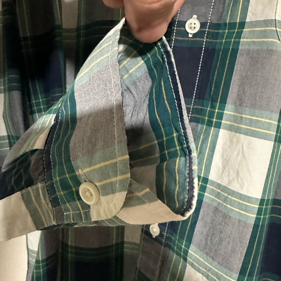 American Eagle Outfitters Men's Plaid Shirt - Green, Gray, and White - Picture 5 of 7